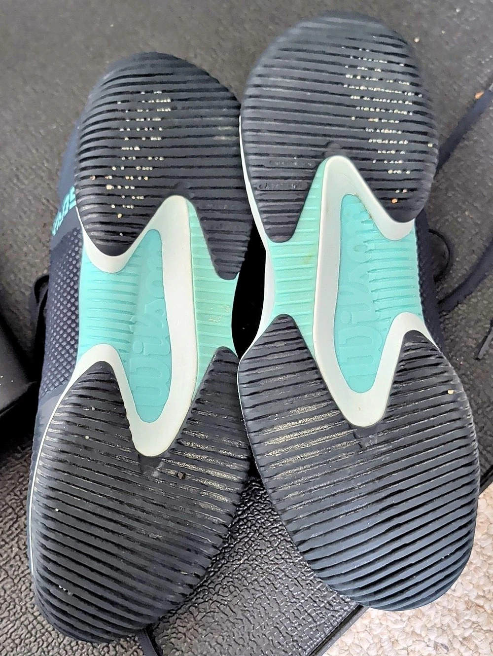 WILSON RUNNING SHOES - Picture 7 of 7